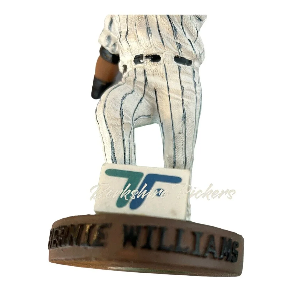 Bernie Williams#18 Tri-City‎ ValleyCats Bobblehead Albany Colonie Yankees